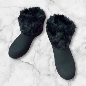 JSport women’s size 9 BLACK Ankle Boot -faux fur top